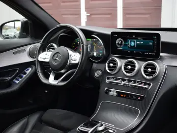 Mercedes Benz C300 DE Plug-In Hybrid 2020 AMG Line