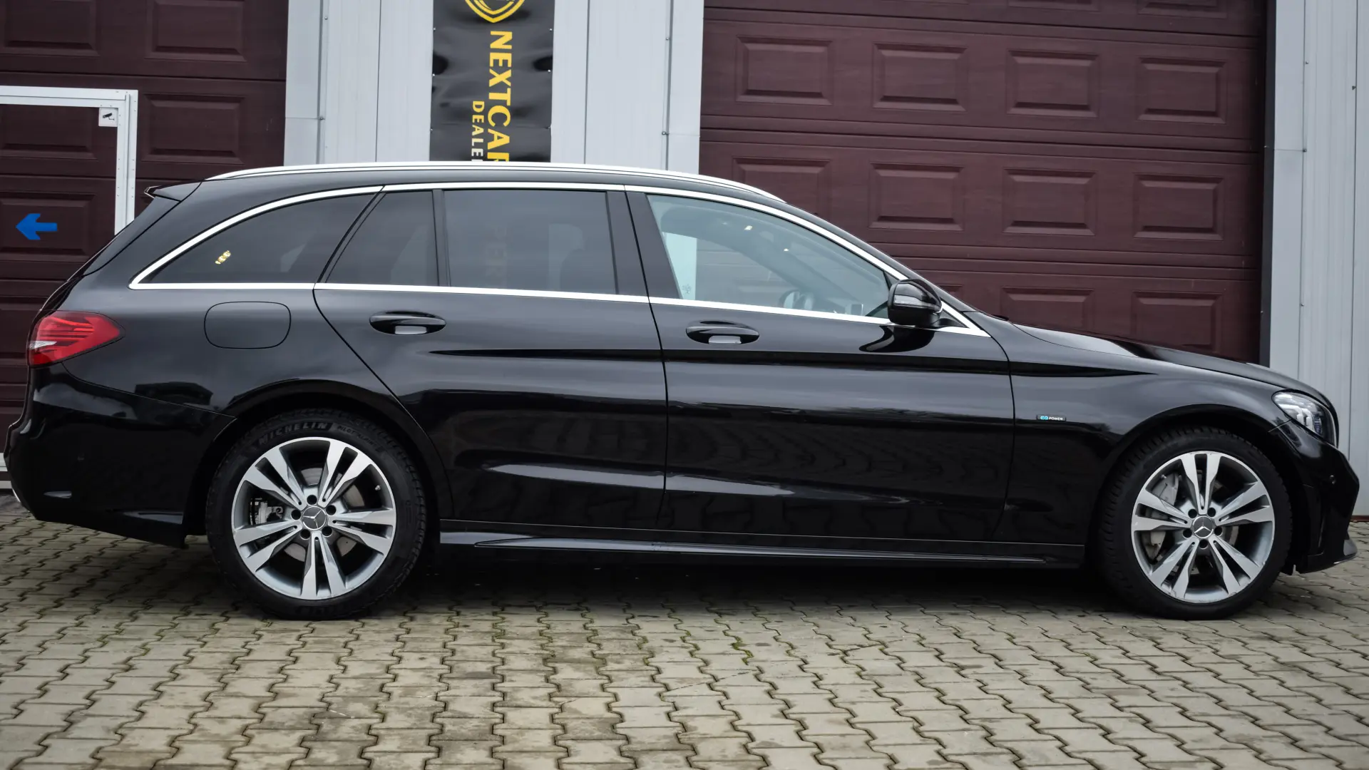 Mercedes Benz C300 DE Plug-In Hybrid 2020 AMG Line