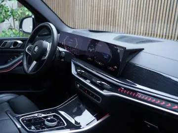 X5 xDrive 40d MSport Individ   AHK   HUD   H&K