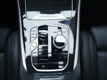 X5 xDrive 40d MSport Individ   AHK   HUD   H&K