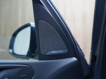 X5 xDrive 40d MSport Individ   AHK   HUD   H&K