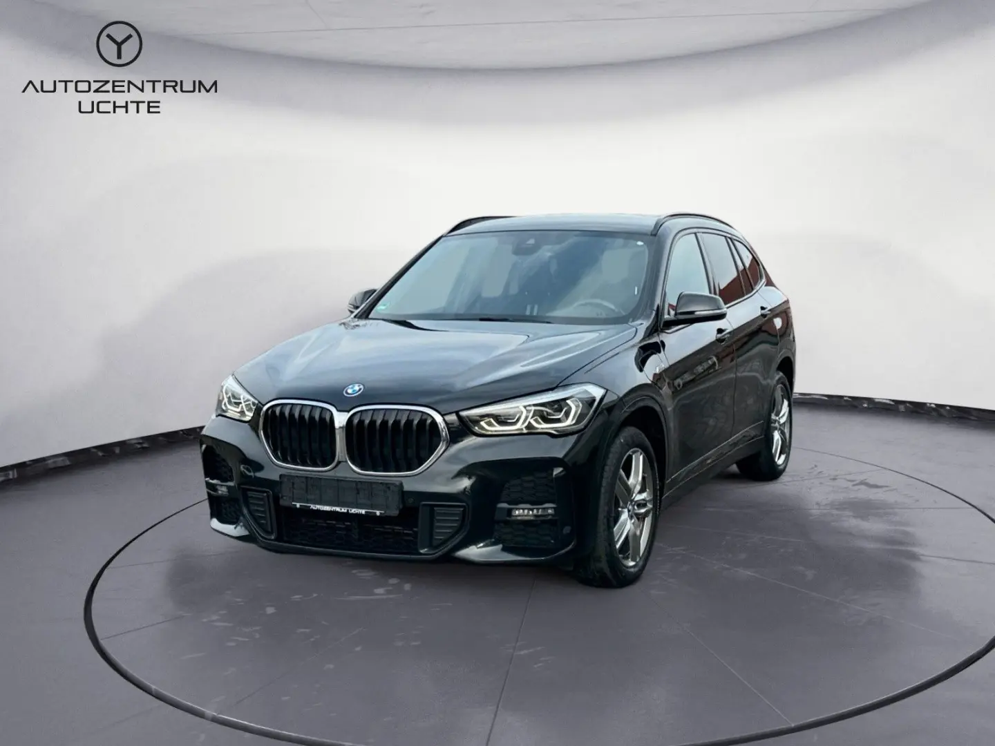 X1 xDrive 25 e M Sport LED NAVI KAMERA APP HIFI