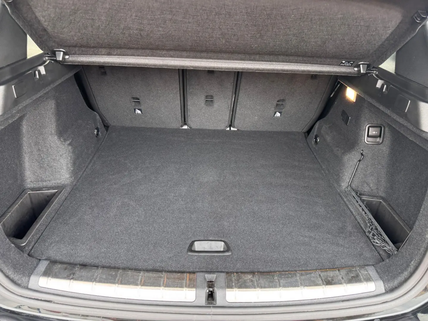 X1 xDrive 25 e M Sport LED NAVI KAMERA APP HIFI