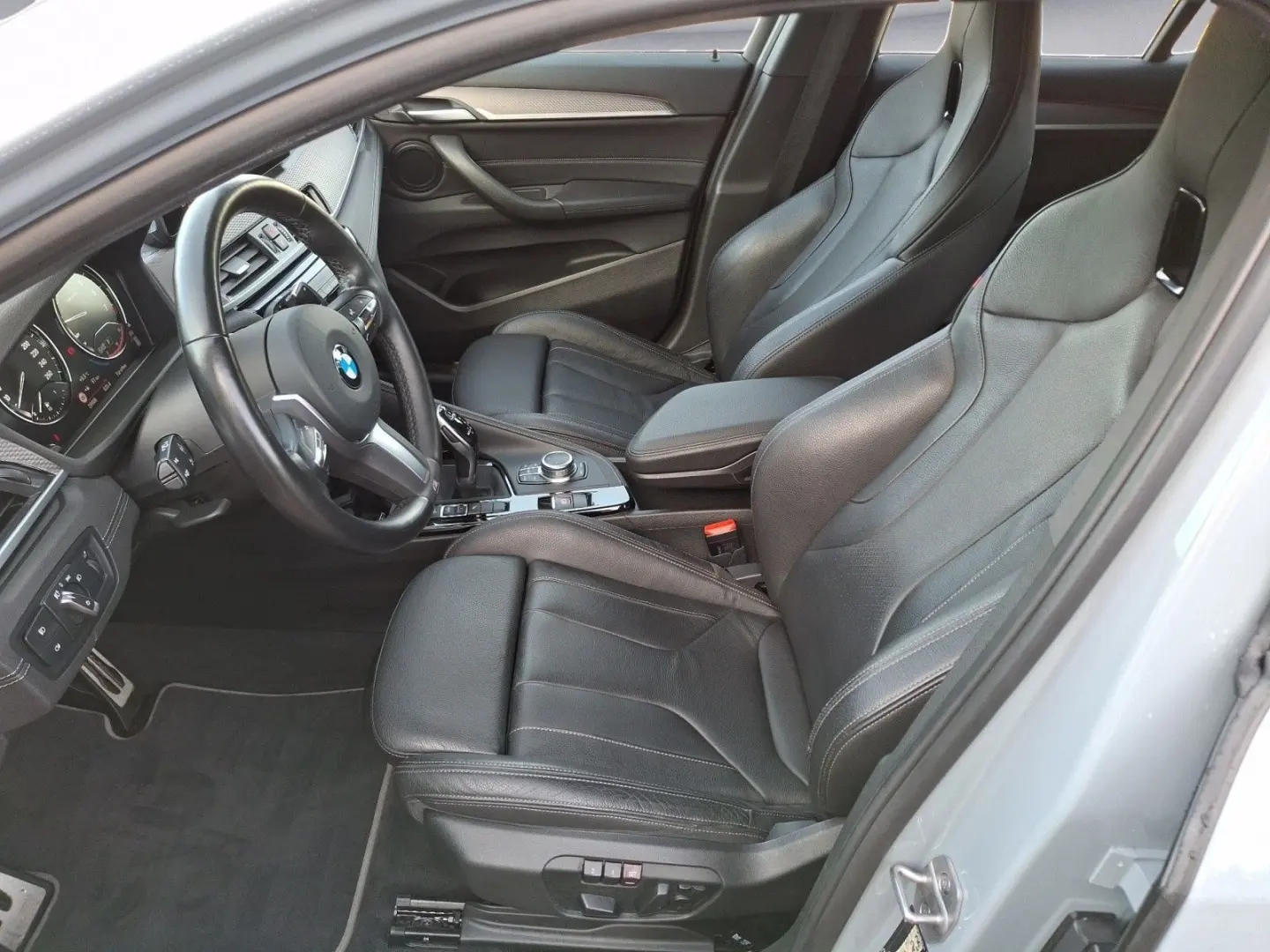 X2 sDrive20i Edition M Mesh Navi AHK RFK Head-Up