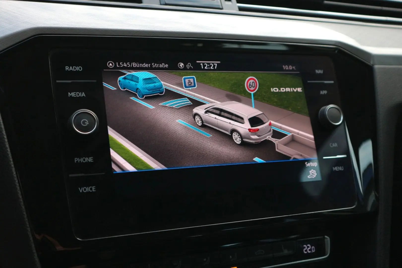 Passat Variant Business  2.HD DSG ACC RFK AHK