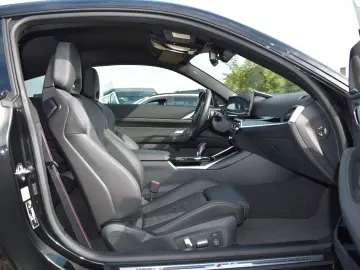 M4 Coupe xDrive Competition