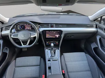 Passat Variant Business Digital Tacho ACC AHK