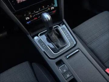 Passat Variant Business Digital Tacho ACC AHK