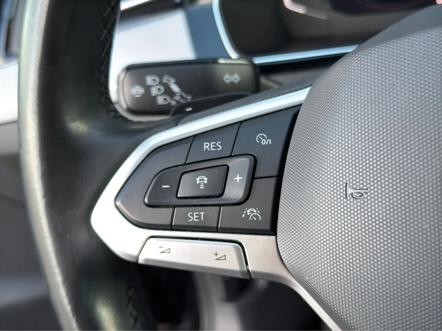 Passat Variant Business Digital Tacho ACC AHK