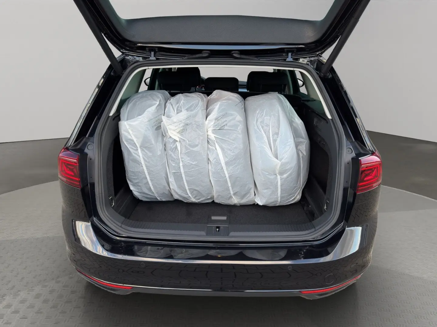 Passat Variant Business Digital Tacho ACC AHK