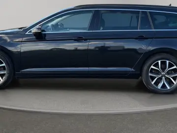 Passat Variant Business Digital Tacho ACC AHK