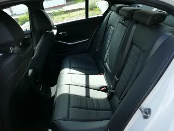 M340d xdrive Limousine   Innov.Paket Live Cockp.