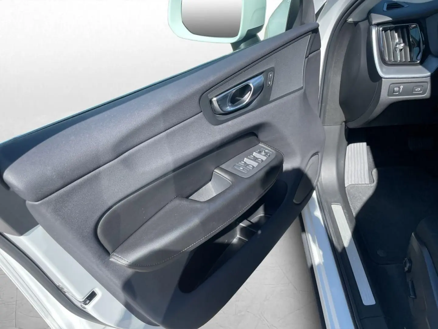 XC60 B4 Mild-Hybrid Benzin Automatikgetriebe (14