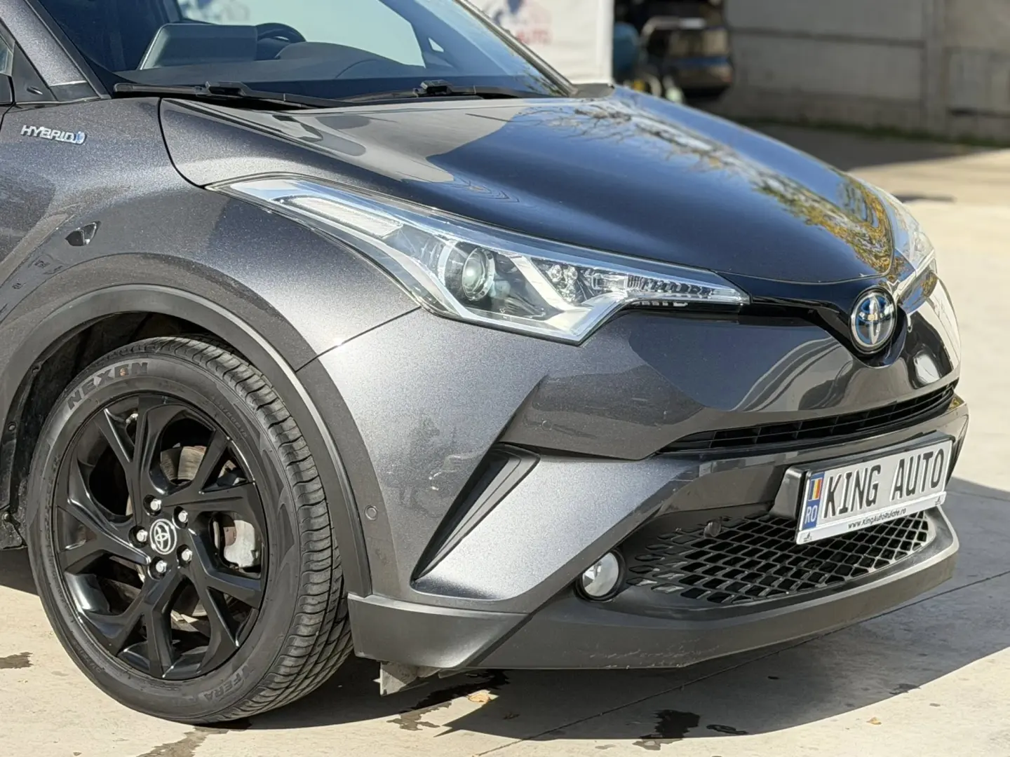 TOYOTA C-HR 1.8 Hybrid Lounge