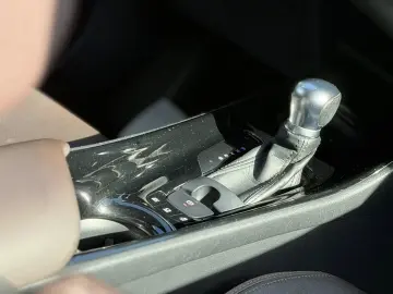 TOYOTA C-HR 1.8 Hybrid Lounge