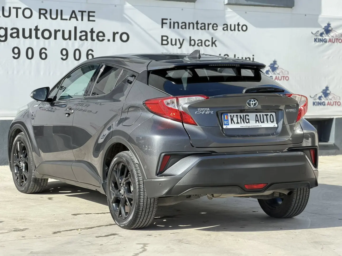 TOYOTA C-HR 1.8 Hybrid Lounge