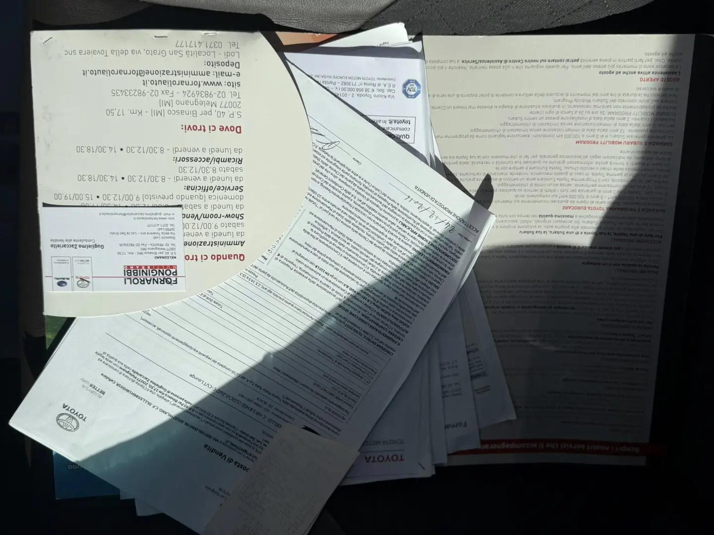 TOYOTA C-HR 1.8 Hybrid Lounge