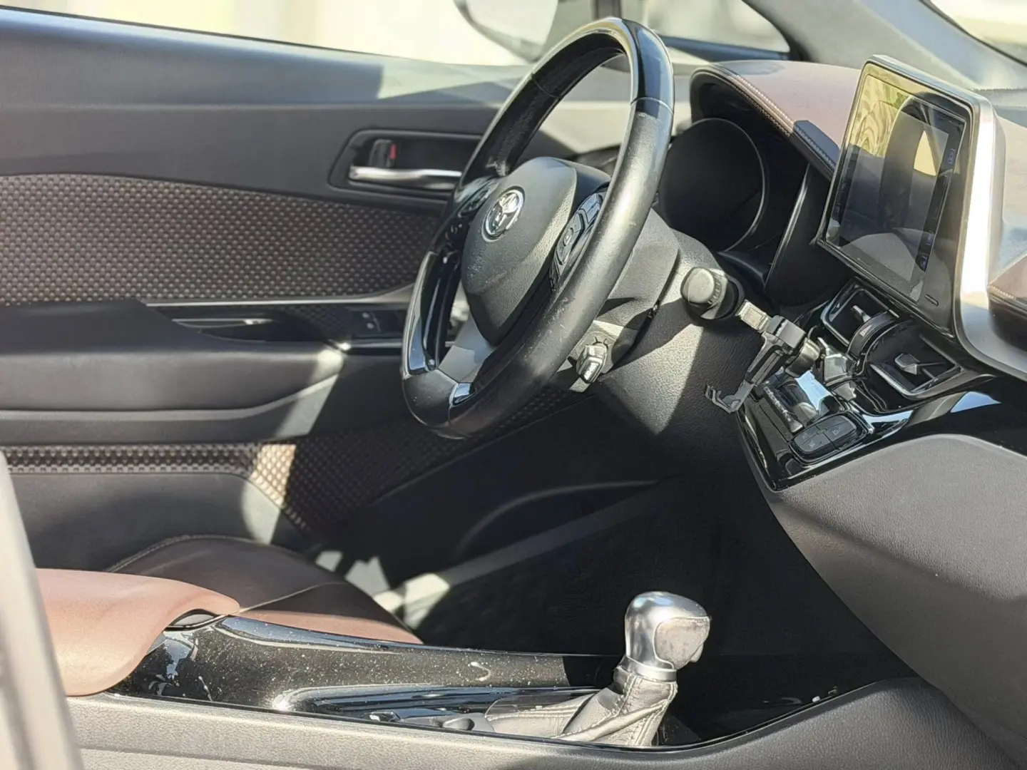 TOYOTA C-HR 1.8 Hybrid Lounge