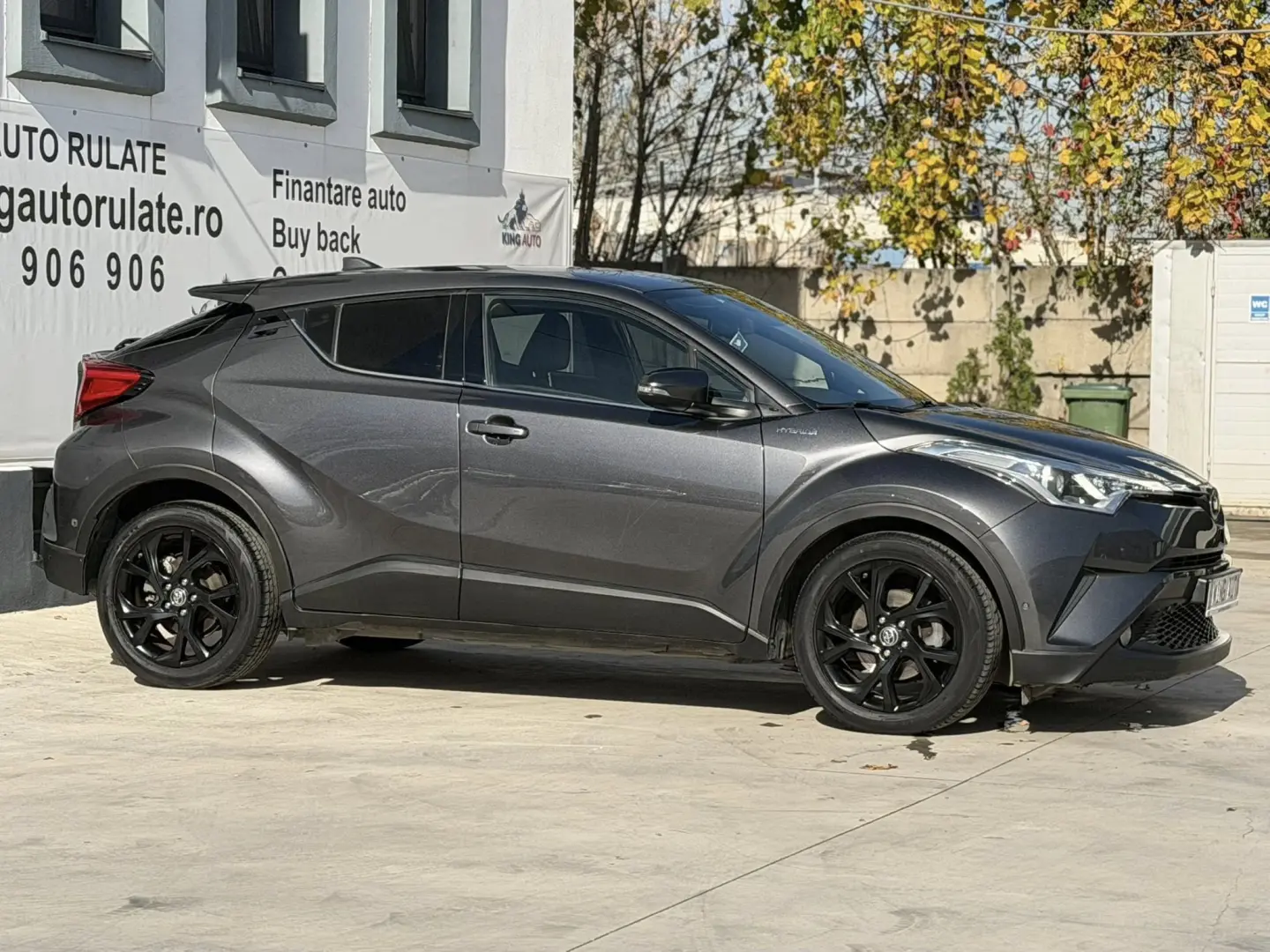TOYOTA C-HR 1.8 Hybrid Lounge