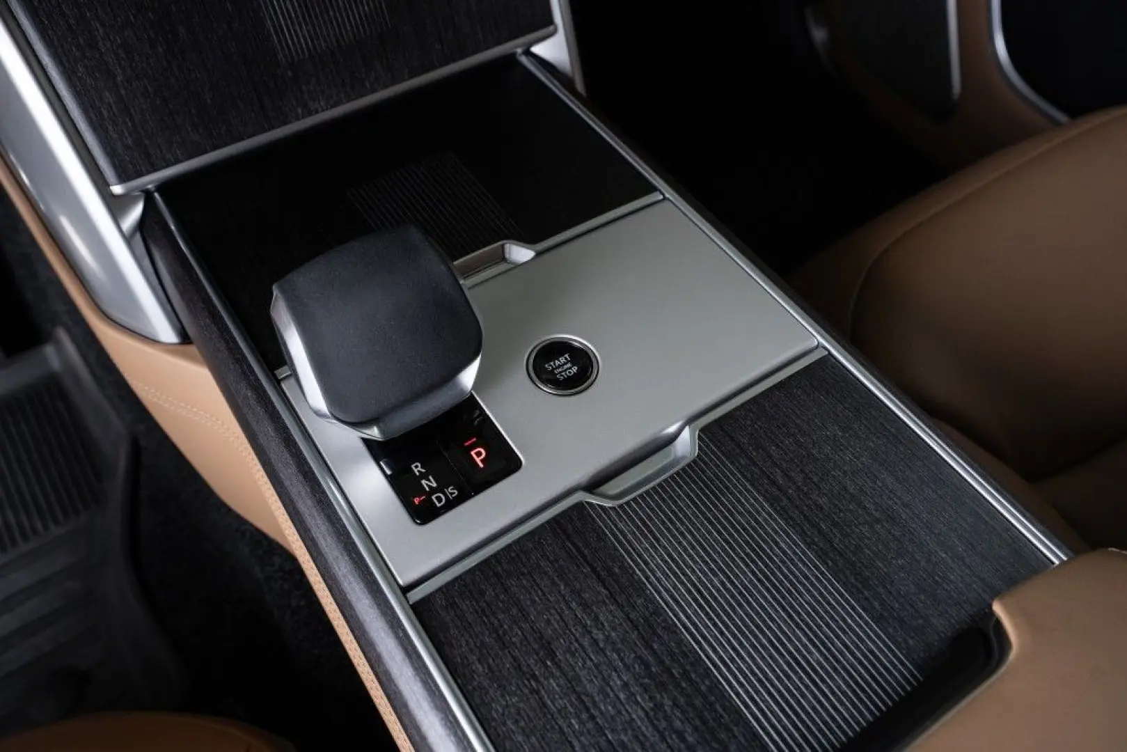 Range Rover D350 Autobiography LWB 7.SEATS