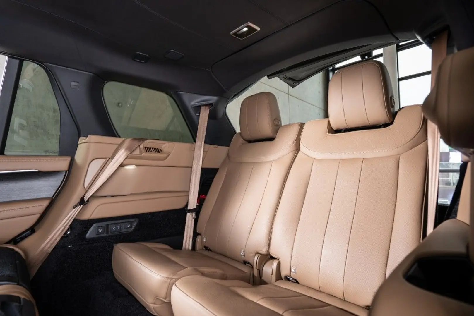 Range Rover D350 Autobiography LWB 7.SEATS