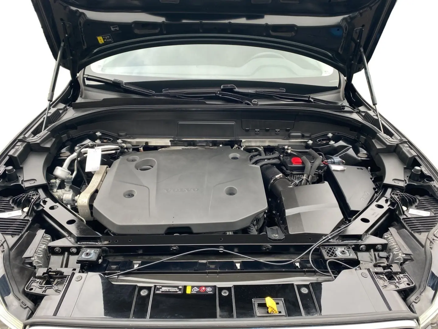 XC60 Momentum Pro 2WD NR Fzg. Scheckh.