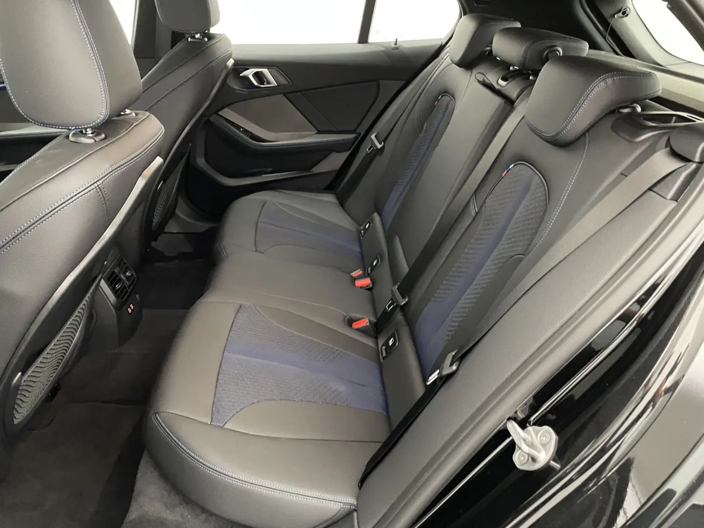 M135i xDrive M135iX PANO LED HARMANN-K HEAD-UP A