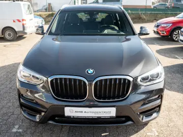 X3 xDrive 30e Advantage 1.HD DAB HEAD UP HIFI