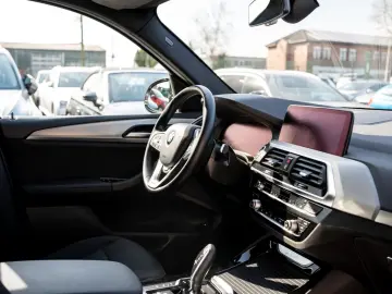 X3 xDrive 30e Advantage 1.HD DAB HEAD UP HIFI