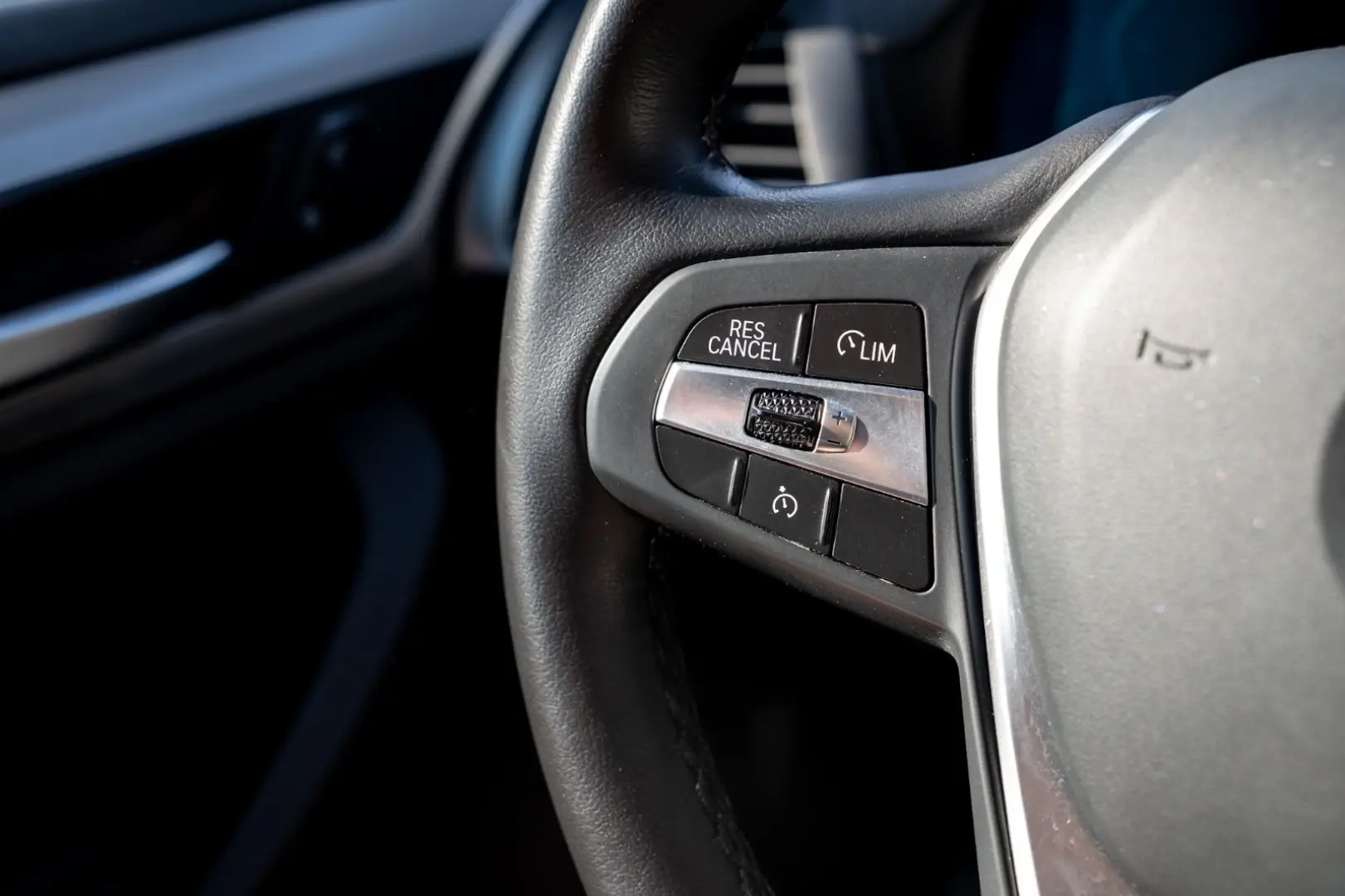 X3 xDrive 30e Advantage 1.HD DAB HEAD UP HIFI