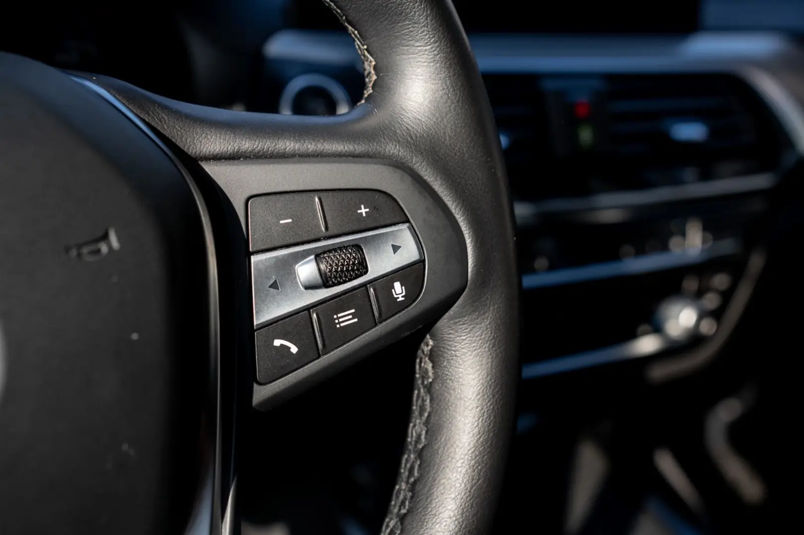 X3 xDrive 30e Advantage 1.HD DAB HEAD UP HIFI