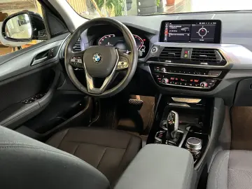 X3 xDrive 30 e Advantage HiFi-Sound AHK LED Navi