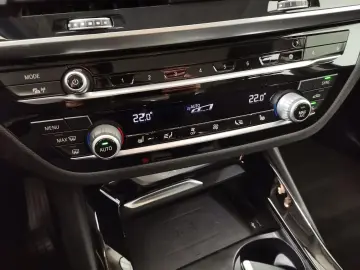 X3 xDrive 30 e Advantage Business Entertain virt