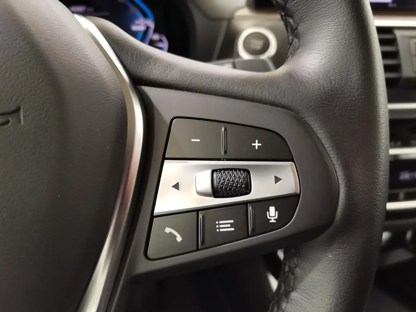 X3 xDrive 30 e Advantage Business Entertain virt