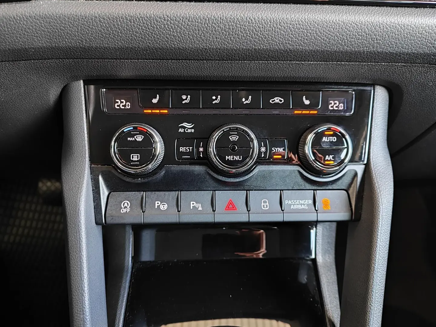 Kodiaq 1.5 TSI Amb. Clever LED 4xSHZ ACC RFK Nav