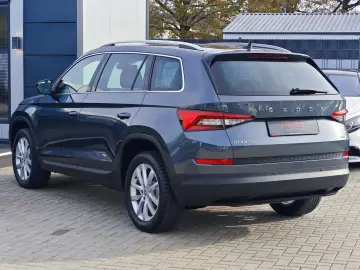 Kodiaq Style 4x4  7 Sitzer AHK ACC Pano Memory