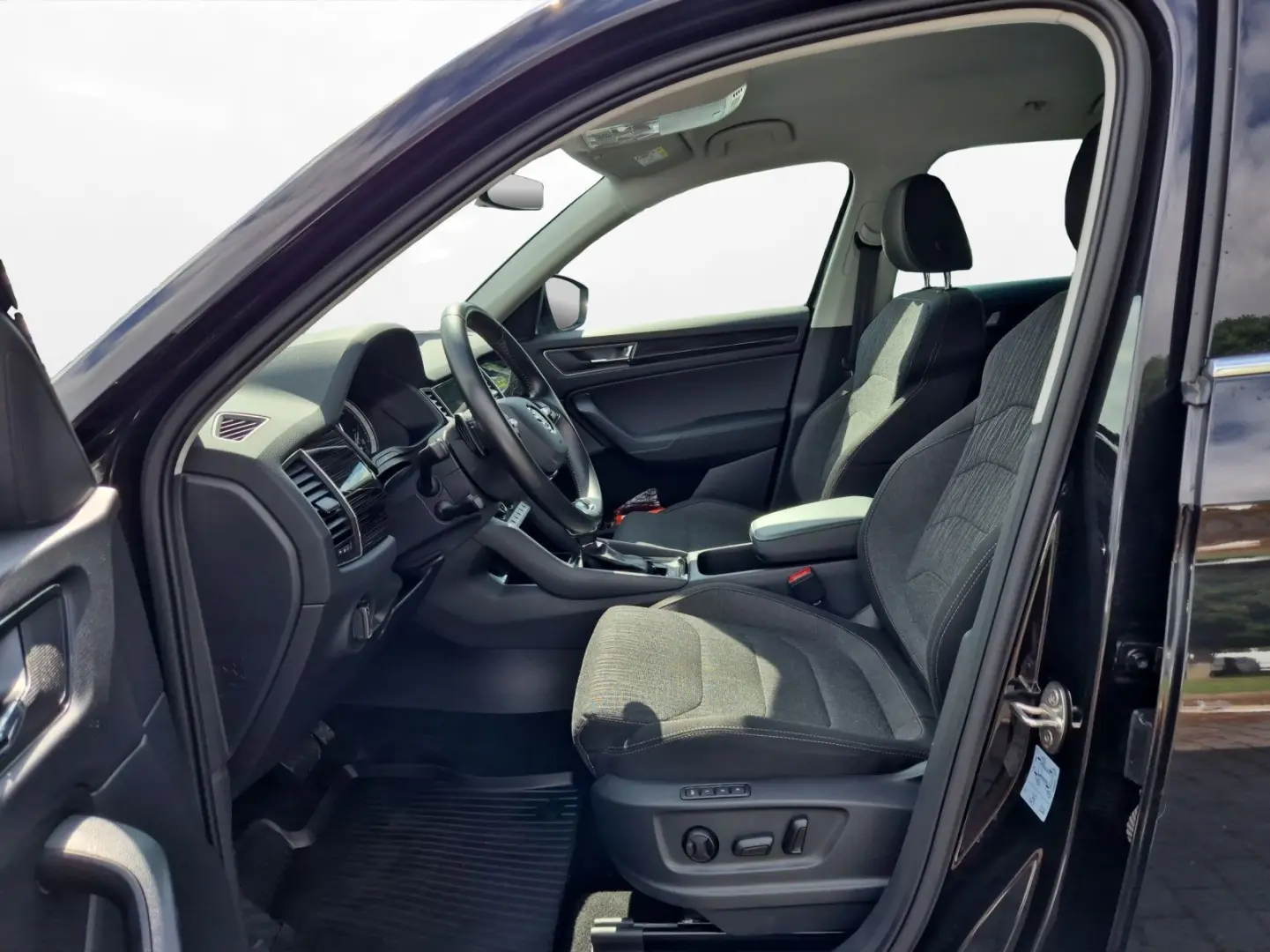 Kodiaq 2.0 TDI DSG 4x4 Navi ACC Klima PDC SiHz