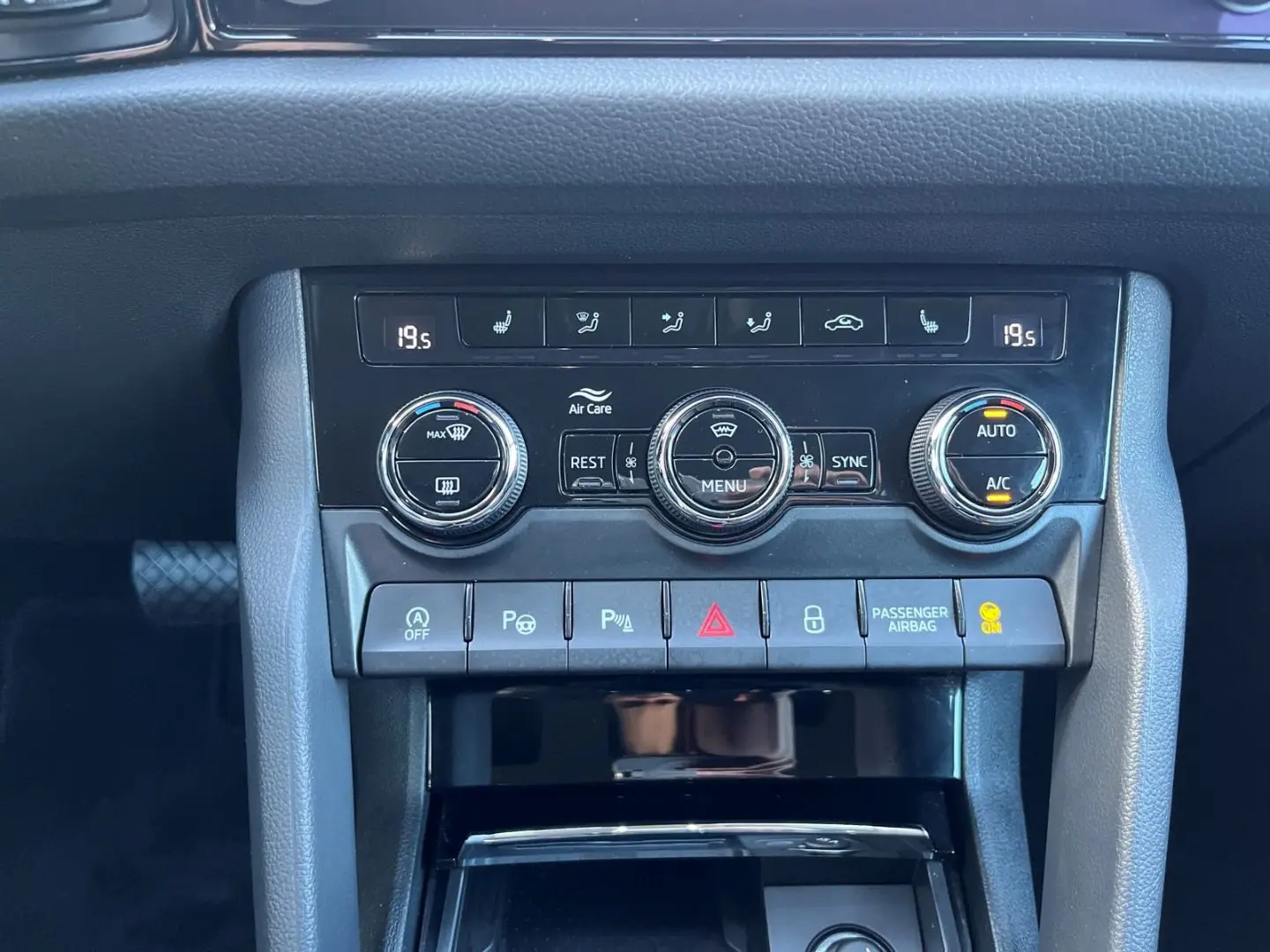 Kodiaq Clever AHK Navi LED Kurvenlicht Sperrdiff