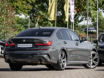 330e xDrive Limousine M Sport AHK Glasd. Laser A