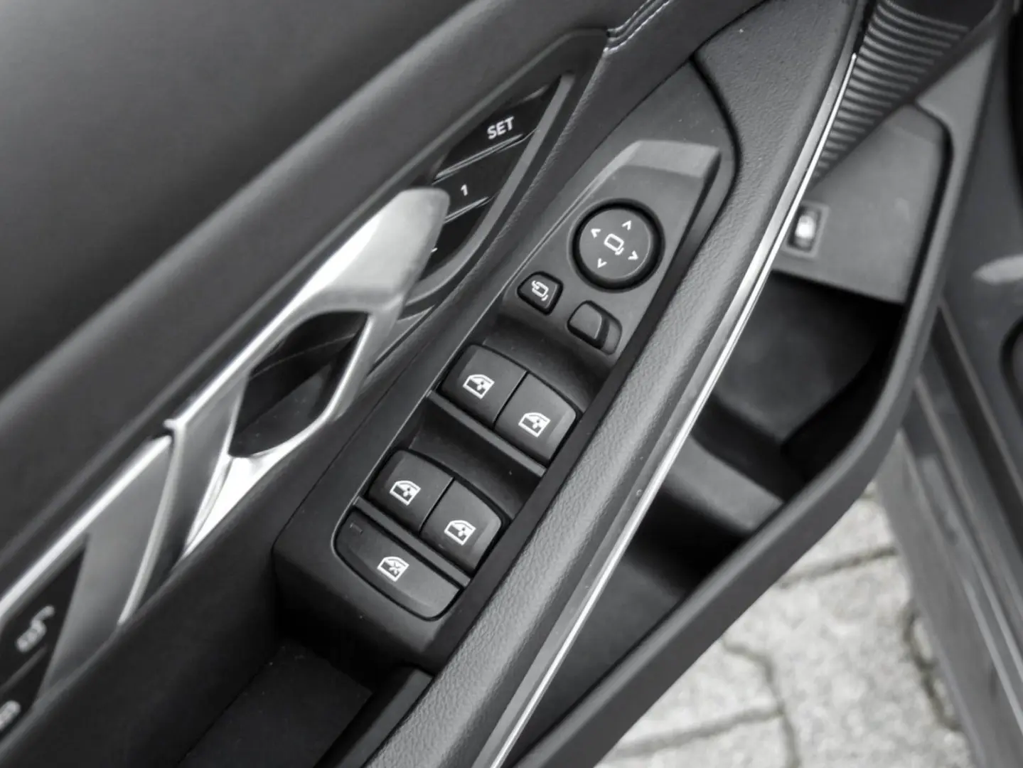 330e xDrive Limousine M Sport AHK Glasd. Laser A