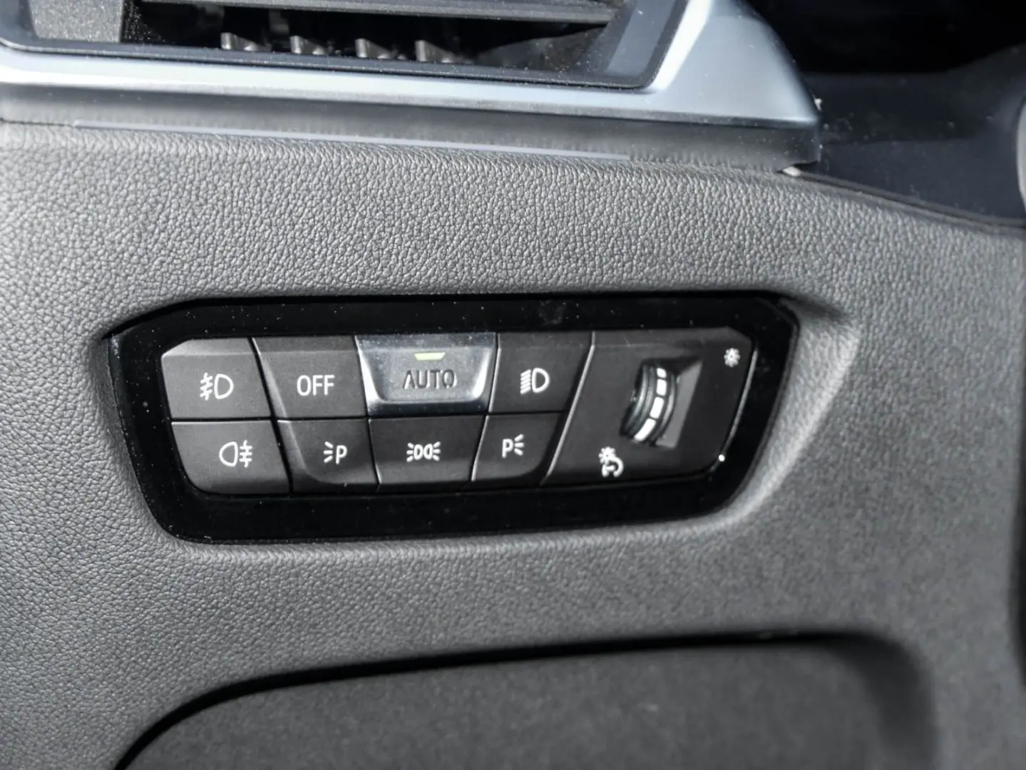 330e xDrive Limousine M Sport AHK Glasd. Laser A