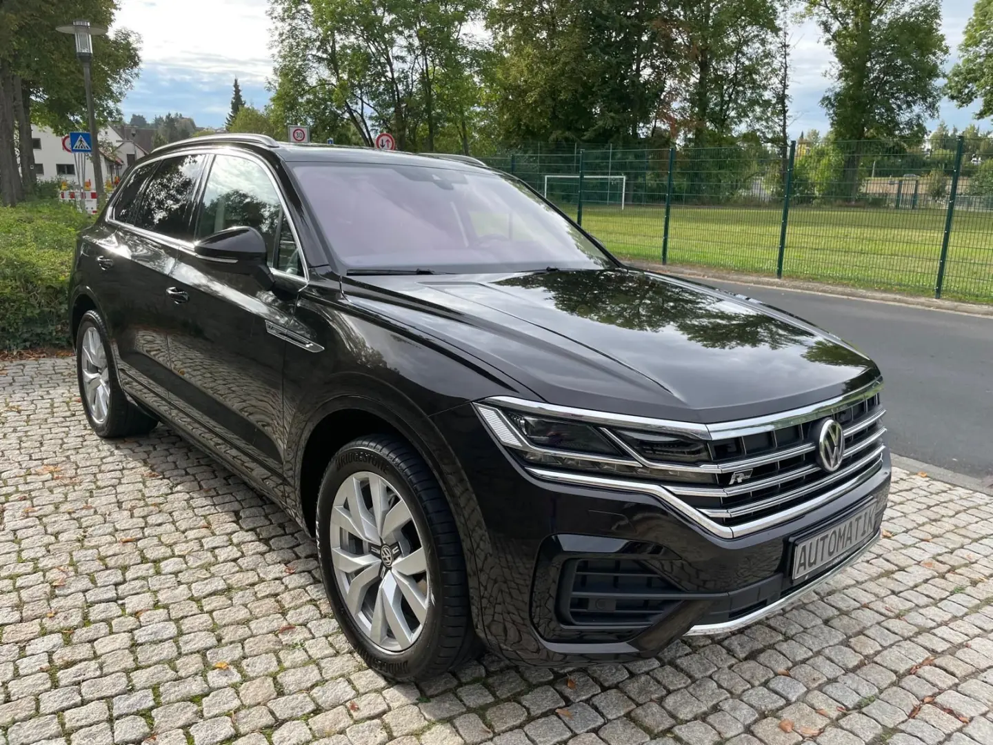 Touareg 3.0 V6 TDI R-line 4MOT ACC PANO LED AHK