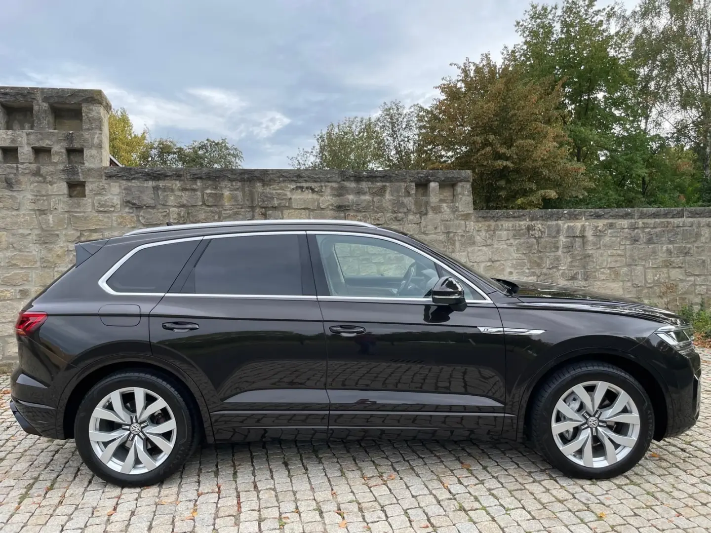 Touareg 3.0 V6 TDI R-line 4MOT ACC PANO LED AHK