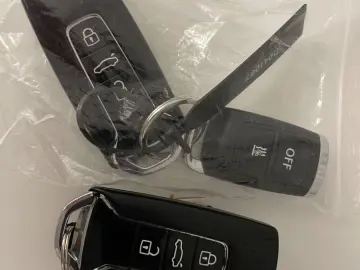 Touareg 3.0 V6 TDI R-line 4MOT ACC PANO LED AHK