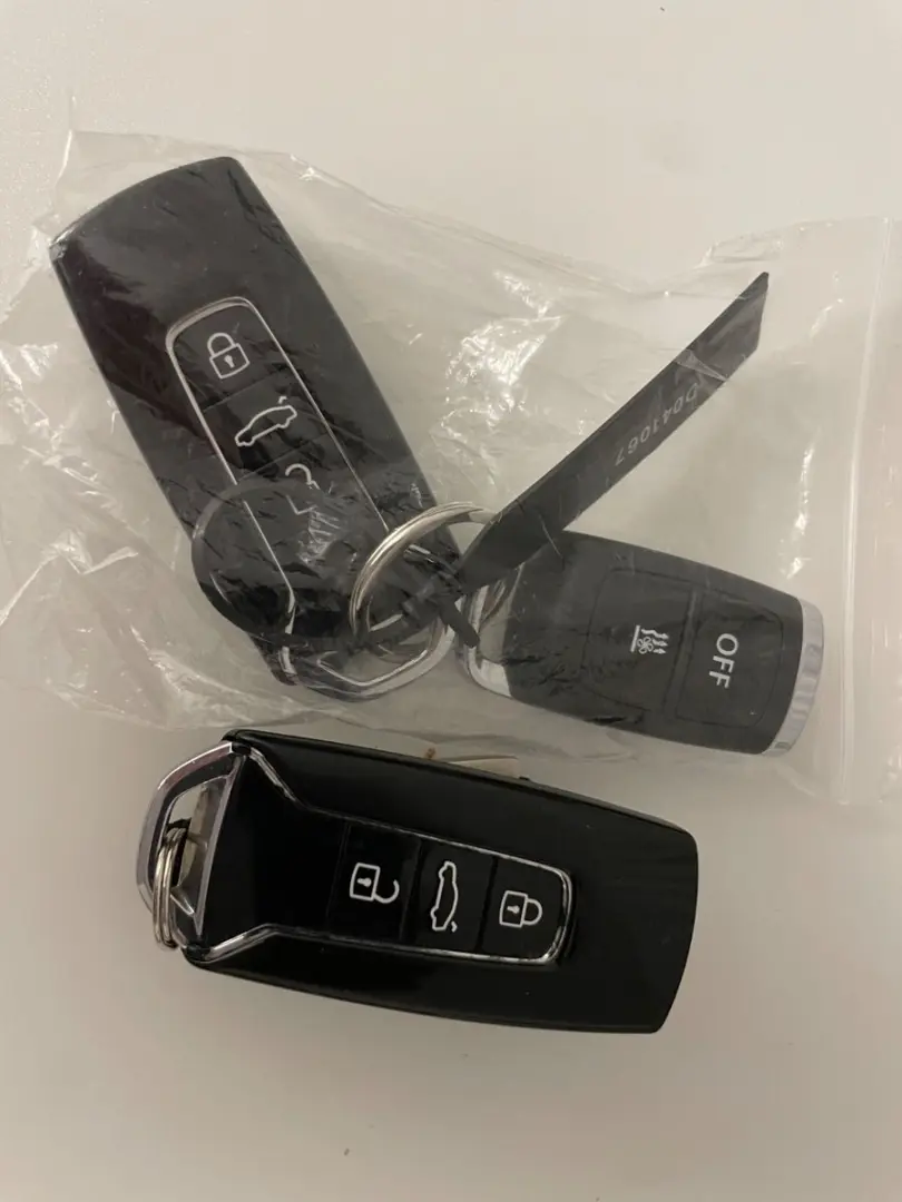 Touareg 3.0 V6 TDI R-line 4MOT ACC PANO LED AHK