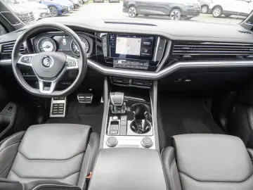 Touareg R-Line 3 0 l V6 TDI 4M PANO MATRIX-LED