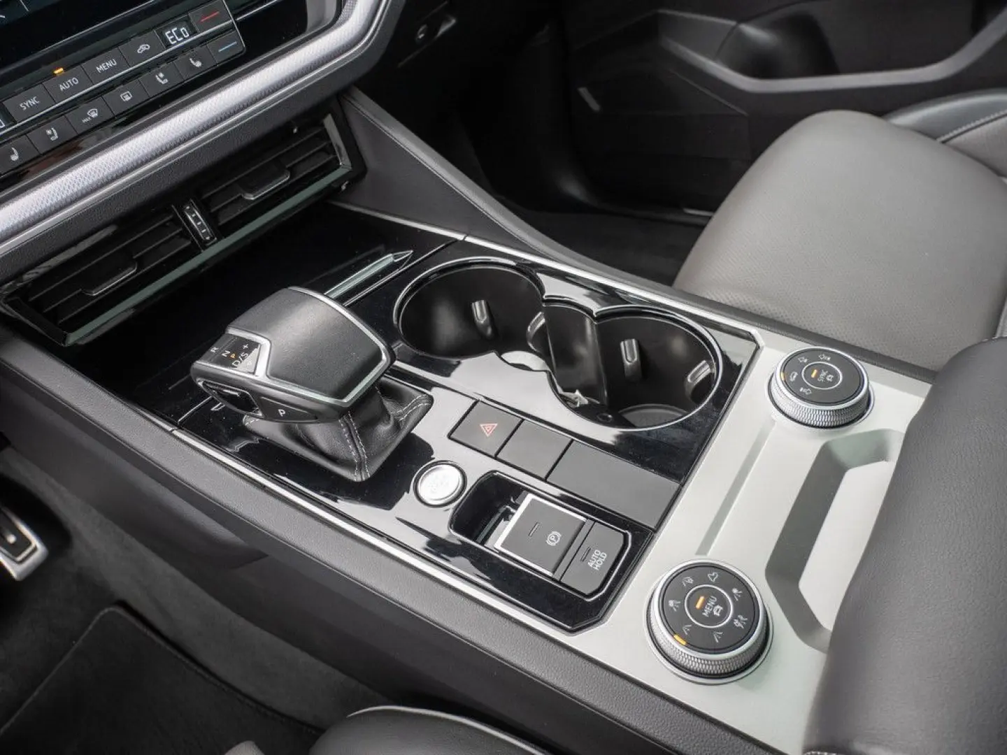 Touareg R-Line 3 0 l V6 TDI 4M PANO MATRIX-LED