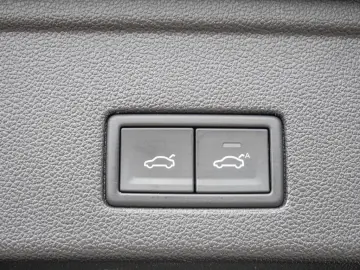 Touareg R-Line 3 0 l V6 TDI 4M PANO MATRIX-LED