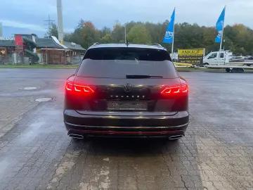 Touareg R-Line 4Motion - VOLL AUSTATTUNG -