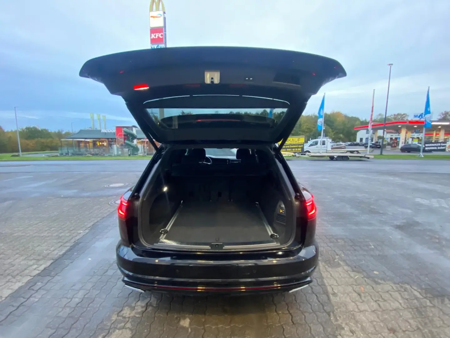 Touareg R-Line 4Motion - VOLL AUSTATTUNG -